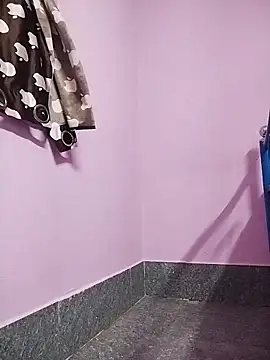 Tamil Hot RoyalQueen online show from 04/19/26, 03:44