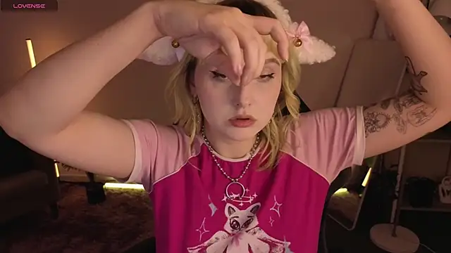 Roziett Belle online show from 04/23/26, 08:46