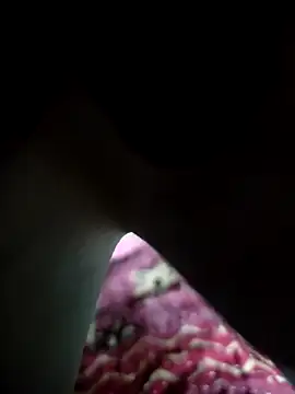 Snapshot of Cute_Pari9 chatting on 01/19/26, 02:04 Cute Pari9 online show from 01/19/26, 02:04