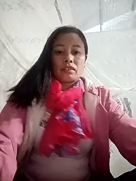 Snapshot of kaia-cam chatting on 01/18/26, 05:17 kaia-cam online show from 01/18/26, 05:17