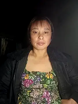 Snapshot of kaia-cam chatting on 02/01/26, 02:37 kaia-cam online show from 02/01/26, 02:37