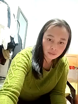 Snapshot of kaia-cam chatting on 02/07/26, 08:29 kaia-cam online show from 02/07/26, 08:29