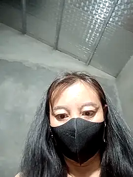 Snapshot of kaia-cam chatting on 02/11/26, 07:08 kaia-cam online show from 02/11/26, 07:08