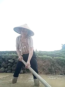 Snapshot of kaia-cam chatting on 03/01/26, 02:24 kaia-cam online show from 03/01/26, 02:24