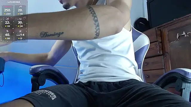 Snapshot of Yankees_xxx chatting on 02/12/26, 01:28 Yankees xxx online show from 02/12/26, 01:28