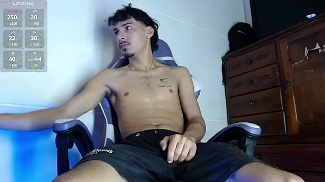 Snapshot of Yankees_xxx chatting on 02/13/26, 01:40 Yankees xxx online show from 02/13/26, 01:40