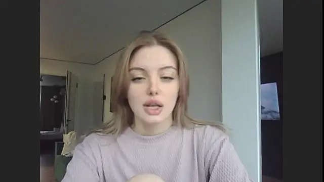 Snapshot of lina_milka chatting on 05/15/26, 01:40 lina milka online show from 05/15/26, 01:40