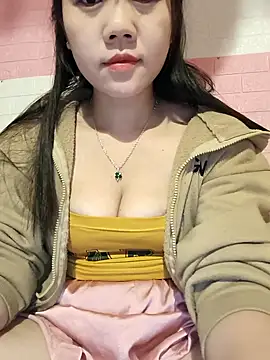 Ngocmai lazdy online show from 02/04/26, 03:07