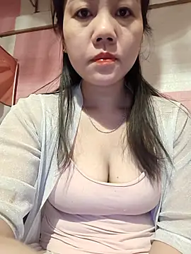 Ngocmai lazdy online show from 02/06/26, 09:07