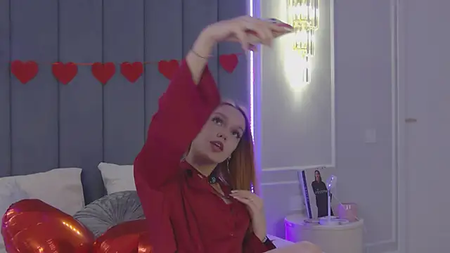 AvaLarson online show from 02/12/26, 12:44