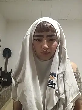 AlexxaAndRileyy online show from 04/15/26, 03:02