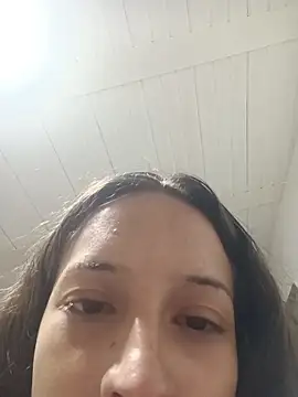 AlexxaAndRileyy online show from 04/26/26, 07:44