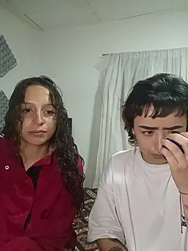 AlexxaAndRileyy online show from 05/27/26, 04:15