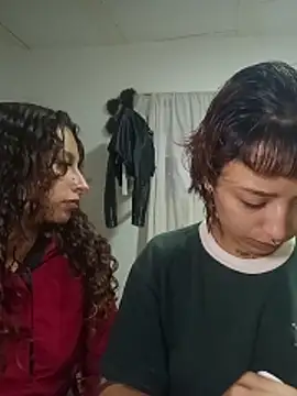 AlexxaAndRileyy online show from 05/30/26, 04:15