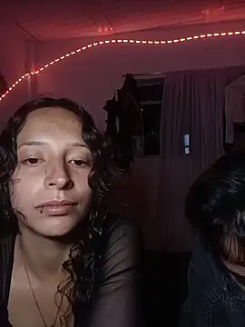 AlexxaAndRileyy online show from 06/15/26, 10:45