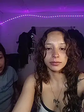 AlexxaAndRileyy online show from 06/29/26, 04:18