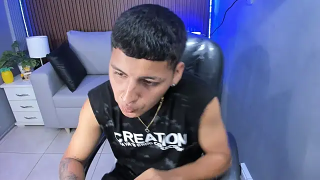 Liam9  online show from 03/05/26, 02:02