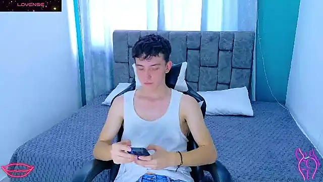 SamBoycash  online show from 01/14/26, 08:36