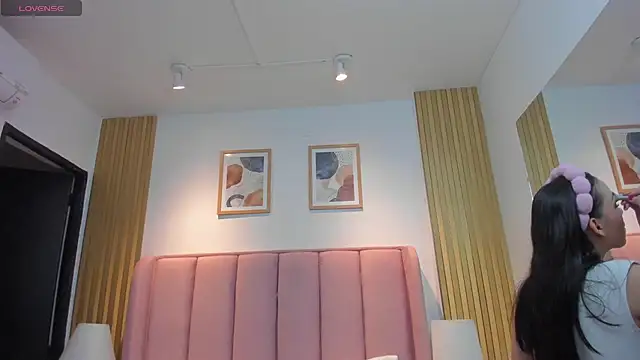 xXxSamantha   online show from 02/27/26, 07:58