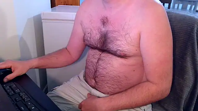Snapshot of Greyd333 chatting on 06/13/26, 02:37 Greyd333 online show from 06/13/26, 02:37