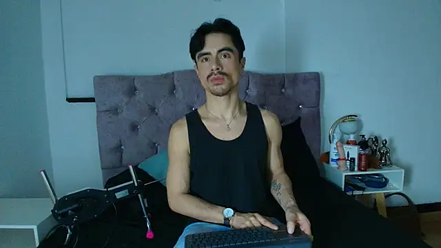 Ethan Briggs  online show from 03/20/26, 03:33