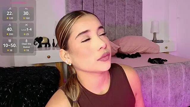 Lucy Carson  online show from 02/20/26, 03:36