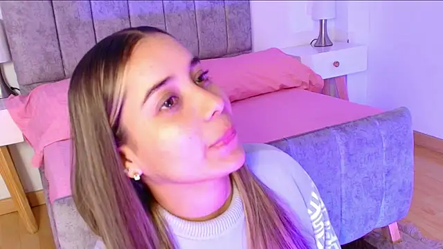 Lucy Carson  online show from 03/19/26, 03:32