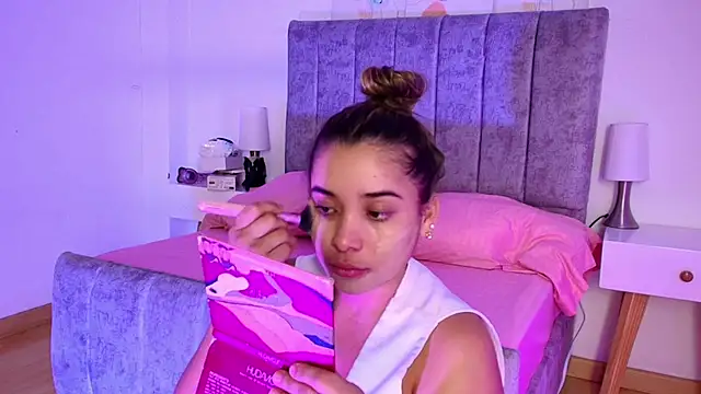 Lucy Carson  online show from 03/21/26, 03:44