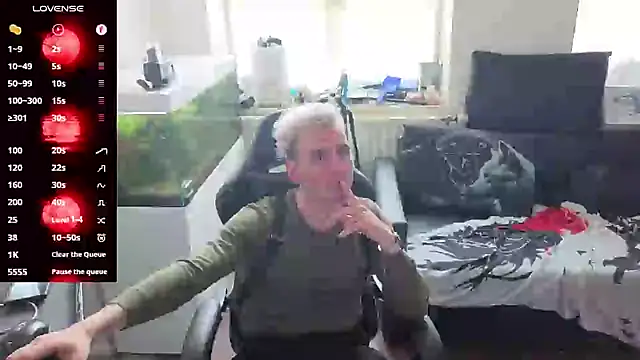 Rayzel White online show from 05/06/26, 11:48