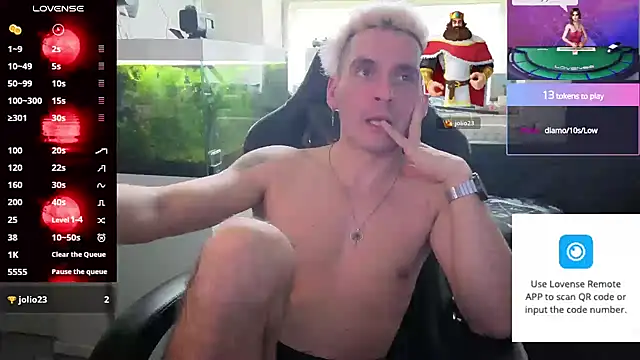 Rayzel White online show from 05/19/26, 04:13