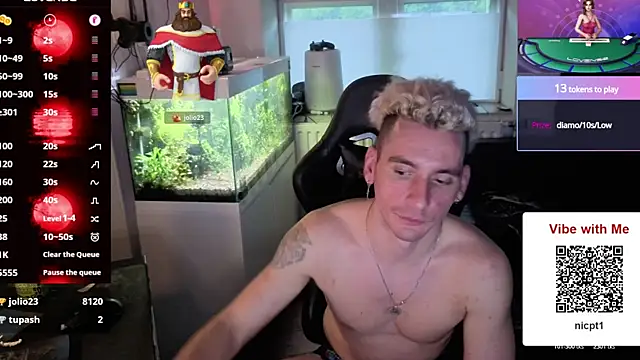 Rayzel White online show from 05/24/26, 07:41