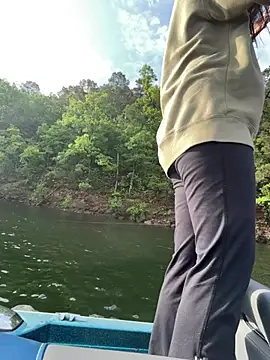 tastemecaroline online show from 04/16/26, 01:34