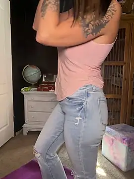 tastemecaroline online show from 04/19/26, 09:17