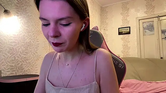 Snapshot of LavondaDeleston chatting on 02/04/26, 10:04 LavondaDeleston online show from 02/04/26, 10:04