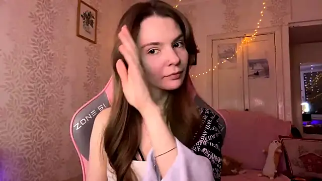 Snapshot of LavondaDeleston chatting on 02/11/26, 04:56 LavondaDeleston online show from 02/11/26, 04:56