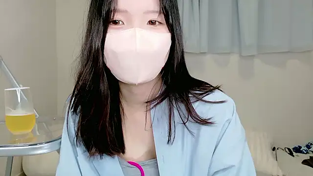 Snapshot of _ame_chan_ chatting on 06/19/26, 11:14 ame chan online show from 06/19/26, 11:14