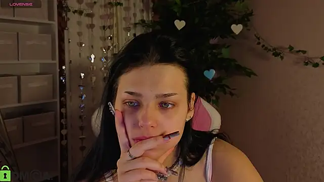 Snapshot of Leslie_Wholsh chatting on 02/22/26, 01:07 Leslie Wholsh online show from 02/22/26, 01:07