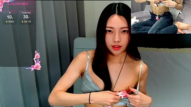 Snapshot of akubichan_25 chatting on 01/19/26, 09:35 akubichan 25 online show from 01/19/26, 09:35