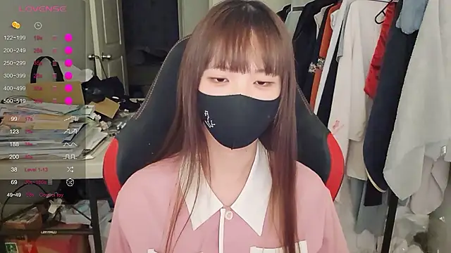 Snapshot of shiki434-st chatting on 02/02/26, 12:26 shiki434-st online show from 02/02/26, 12:26