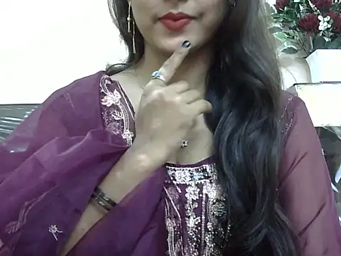 sexy-iram online show from 03/07/26, 02:52