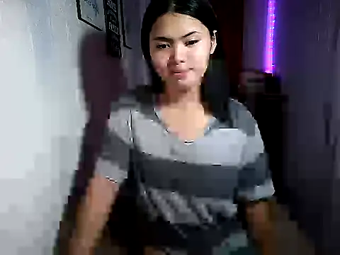 Snapshot of BigCockSummer chatting on 01/19/26, 01:53 BigCockSummer online show from 01/19/26, 01:53