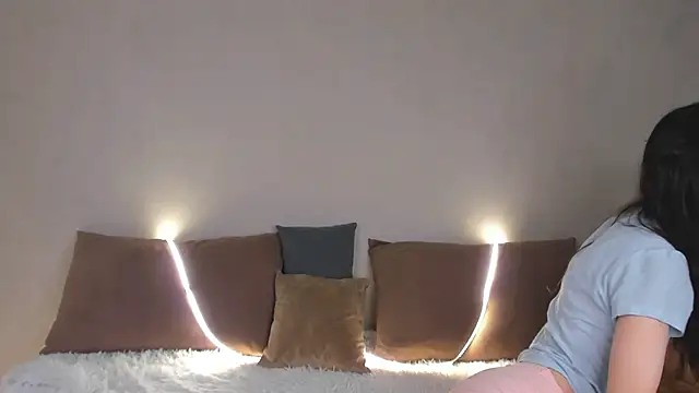 ThoraMarola online show from 03/11/26, 05:46