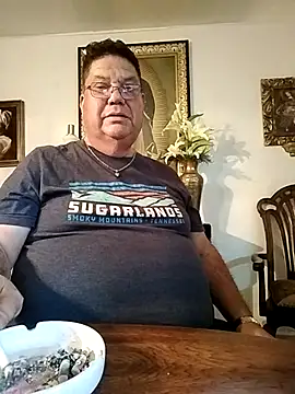 Snapshot of Zordomudo13 chatting on 02/04/26, 02:17 Zordomudo13 online show from 02/04/26, 02:17