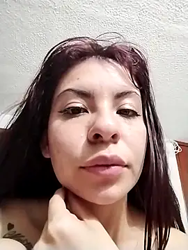 Snapshot of niiix_01 chatting on 02/08/26, 02:48 niiix 01 online show from 02/08/26, 02:48