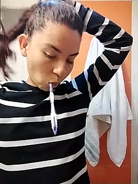 niiix 01 online show from 03/20/26, 11:20