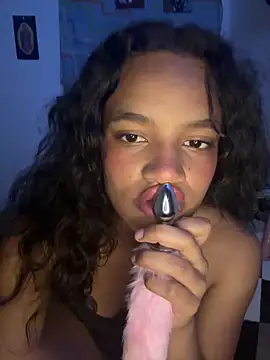 Nyxx Velariia online show from 04/07/26, 05:08