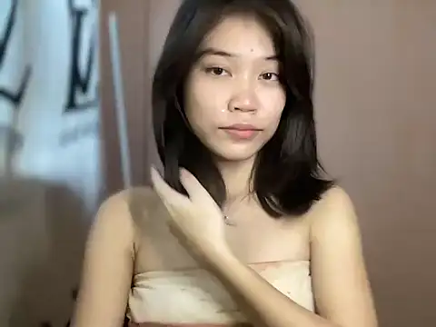 Snapshot of lovely_amara19 chatting on 02/14/26, 06:43 lovely amara19 online show from 02/14/26, 06:43