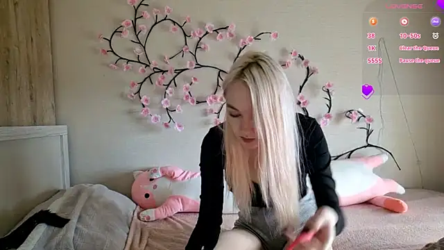 MisaMew online show from 03/29/26, 09:09