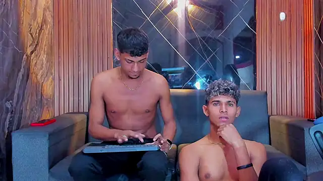 Snapshot of ALEX_KEITH26 chatting on 01/16/26, 12:20 ALEX KEITH26 online show from 01/16/26, 12:20