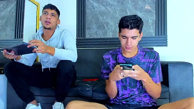 Snapshot of ALEX_KEITH26 chatting on 02/07/26, 12:09 ALEX KEITH26 online show from 02/07/26, 12:09